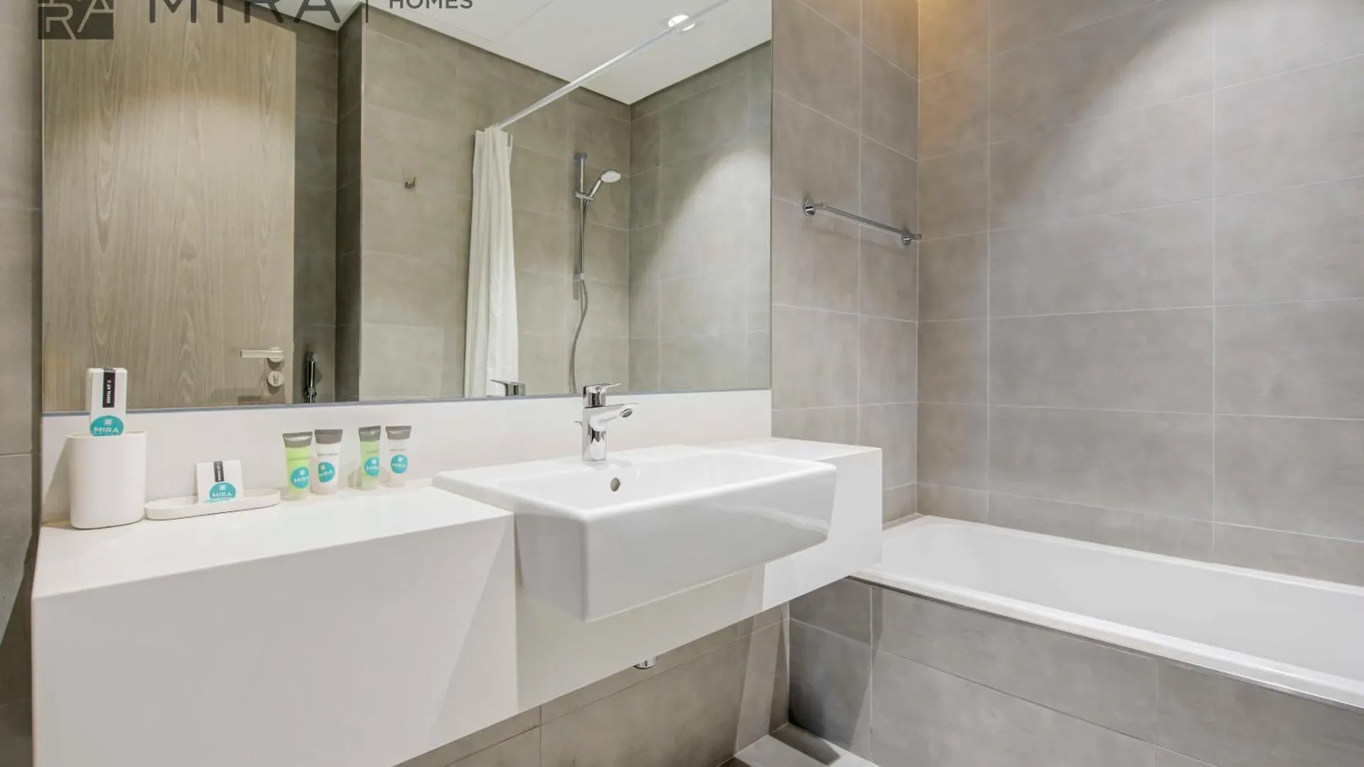 Mira Holiday Homes - Luxury 1 Bedroom In District One Dubai