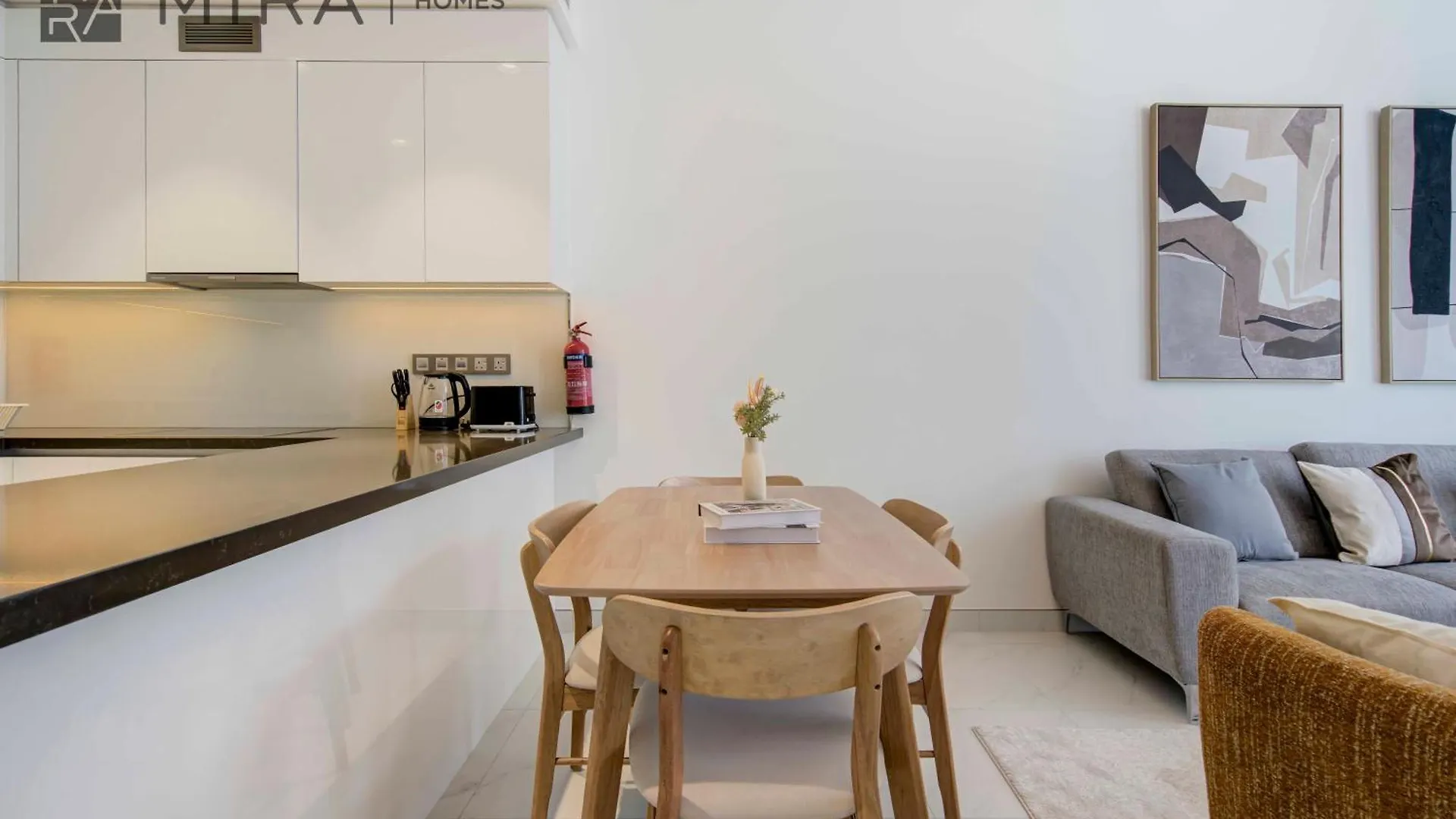 Apartment Mira Holiday Homes - Luxury 1 Bedroom In District One Dubai